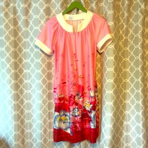 Vintage pink dress or robe, shift 1960s large